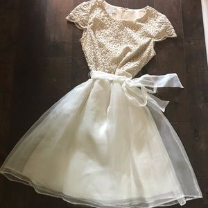 Stunning cream/tan Maggy Boutique dress